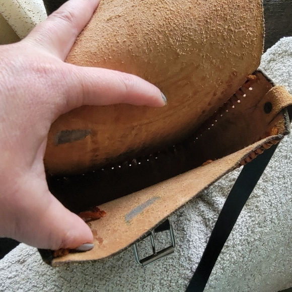 Handmade Tooled Leather Crossbody Satchel Bag Black Brown Made in Mexico - Picture 15 of 16